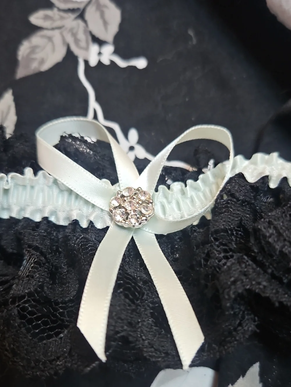 Vintage 90s Lace Trim Satin-Accent Women's Briefs in Black and Pale Mint
